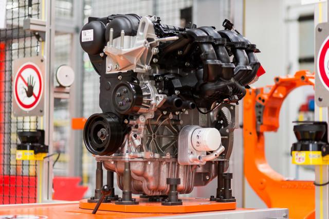 25-тысячный мотор сошел с конвейера завода Форд Sollers в Елабуге