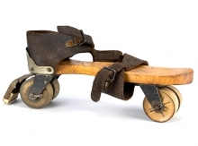 253 года назад состоялся неудавшийся дебют роликовых коньков