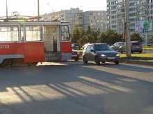 В Набережных Челнах трамвай попал в ДТП