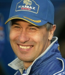 Чем сегодня занимается Фирдаус Кабиров?