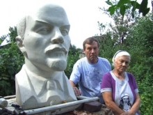 Ленин в огороде