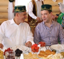 Ураза-байрам бэлен!