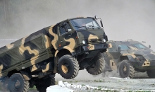 Делегации из 40 стран оценивают военные разработки ОАО 'КАМАЗ'