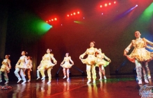 Челнинские 'Непоседы' привезли из Питера диплом лауреата и фото со звездой