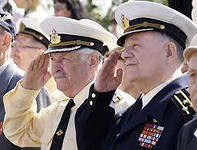 Военным и полицейским придется служить на 5 лет дольше