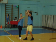 Школьники Набережных Челнов осваивают русскую лапту