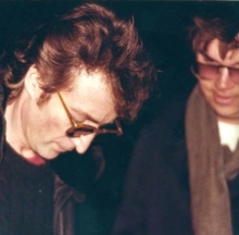 33 года назад Марк Чепмен застрелил Джона Леннона.