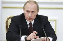 Владимир Путин ограничил ставки по кредитам