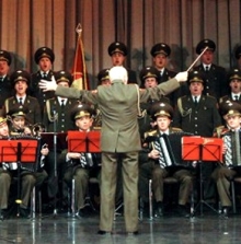 69 лет назад впервые прозвучал гимн СССР, ставший позже и гимном России.