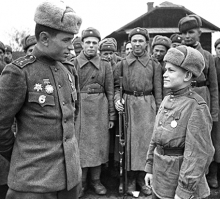 71 год назад на плечах советских солдат появились погоны