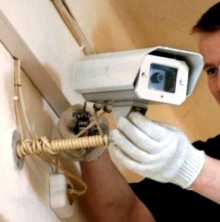 23-летний челнинец похитил видеокамеру наблюдения