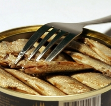 На прилавках Набережных Челнов могли появиться опасные шпроты