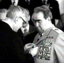 36 лет назад Леонид Брежнев грубо нарушил статус ордена 'Победы'