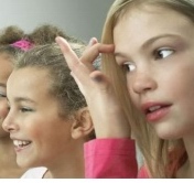 200 школьниц  участвовали в форуме для девочек-подростков