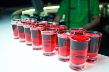 Сумаcшедшая суббота в челнинском клубе 'Опера'