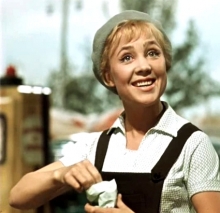 'Татнефть' торгует бензином на АЗС 'Королевы бензоколонки'