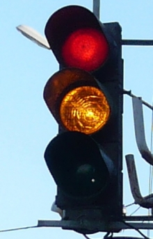 За сутки в Челнах наказан 41 водитель, проехавший на запрещающий сигнал светофора