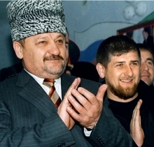 10 лет назад во время концерта ко Дню Победы в Грозном погиб президент Чечни Ахмад Кадыров