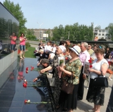 У мемориала «Родина–Мать» почтили память погибших в Афганистане