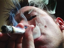 17-летний житель Набережных Челнов добаловался «травкой»