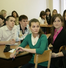 «КАМАЗ» отправляет юных челнинцев учиться в московские ВУЗы    