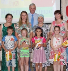 КБК сделал подарки 200 первоклассникам в Набережных Челнах