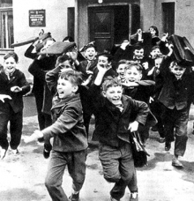 58 лет назад в СССР была отменена плата за обучение в школах и ВУЗах