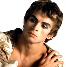 53 года назад танцовщик Рудольф Нуриев отказался возвращаться с гастролей в СССР