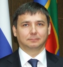 43 года - руководителю исполкома Набережных Челнов Фархаду Латыпову