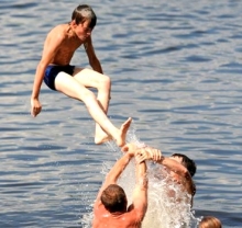 Вода на городском пляже Набережных Челнов не соответствует гигиеническим нормам
