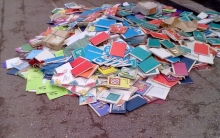 Почему в челнинской школе выбрасывают учебники?