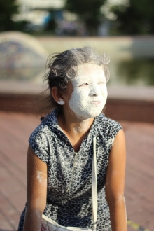 В Набережных Челнах волонтёры организовали праздник для беженцев