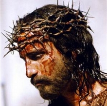 Два года назад в Набережные Челны привезли частицу животворящего креста и шип тернового венца Иисуса