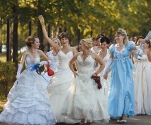 Набережные Челны представили 40 невест на их Дне