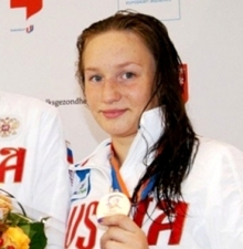 Пловчиха из Набережных Челнов завоевала серебро в эстафете