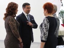 Василь Шайхразиев с супругой чествовали семьи Набережных Челнов