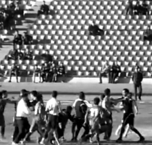 20 лет назад в Камышине ОМОН защитил арбитра футбольного матча от гнева игроков 'КАМАЗа'