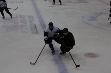 В Набережных Челнах начались матчи НХЛ