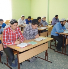 За два года в медресе 'Ак мечети' прошли обучение более 1000 человек