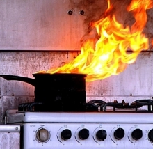 От пожара на кухне в 48 комплексе пострадала только посуда