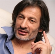 Артист цирка Мухтар Гусенгаджиев превратил «КАМАЗ» в дом на колесах