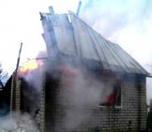 В Набережных Челнах сгорел дачный дом