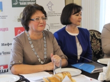 Бизнесмены города Набережные Челны пообедали с Ниной Исаковой