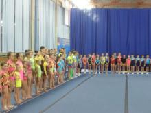 В Набережных Челнах прошли соревнования по спортивной акробатике