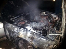 В Набережных Челнах на улице Шлюзовая сгорел автомобиль