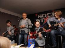 Школа рока Набережных Челнов собрала своих учеников и выпускников на вечеринку без алкоголя