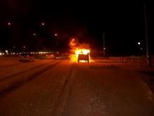 На проспекте Чулман в Набережных Челнах произошло возгорание автомобиля