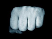 33-летнего жителя Набережных Челнов раздели в ходе «разборок»