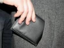 За сутки в кафе Набережных Челнов карманники обчистили 5 клиентов