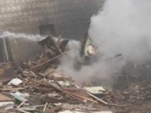 В Набережных Челнах в элитном микрорайоне загорелся строительный мусор